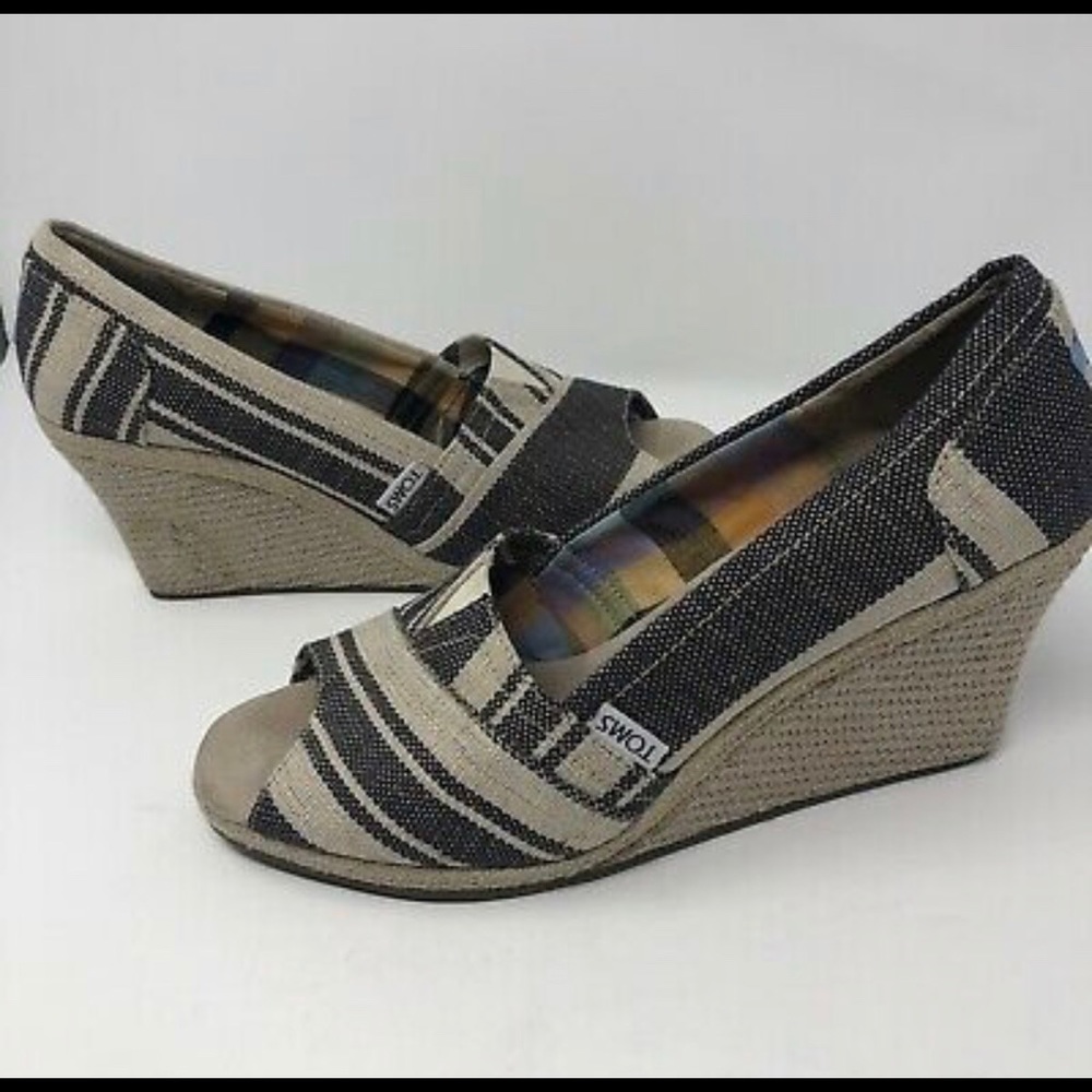 Like New Toms Womens Canvas Stripe Wedge Sandals